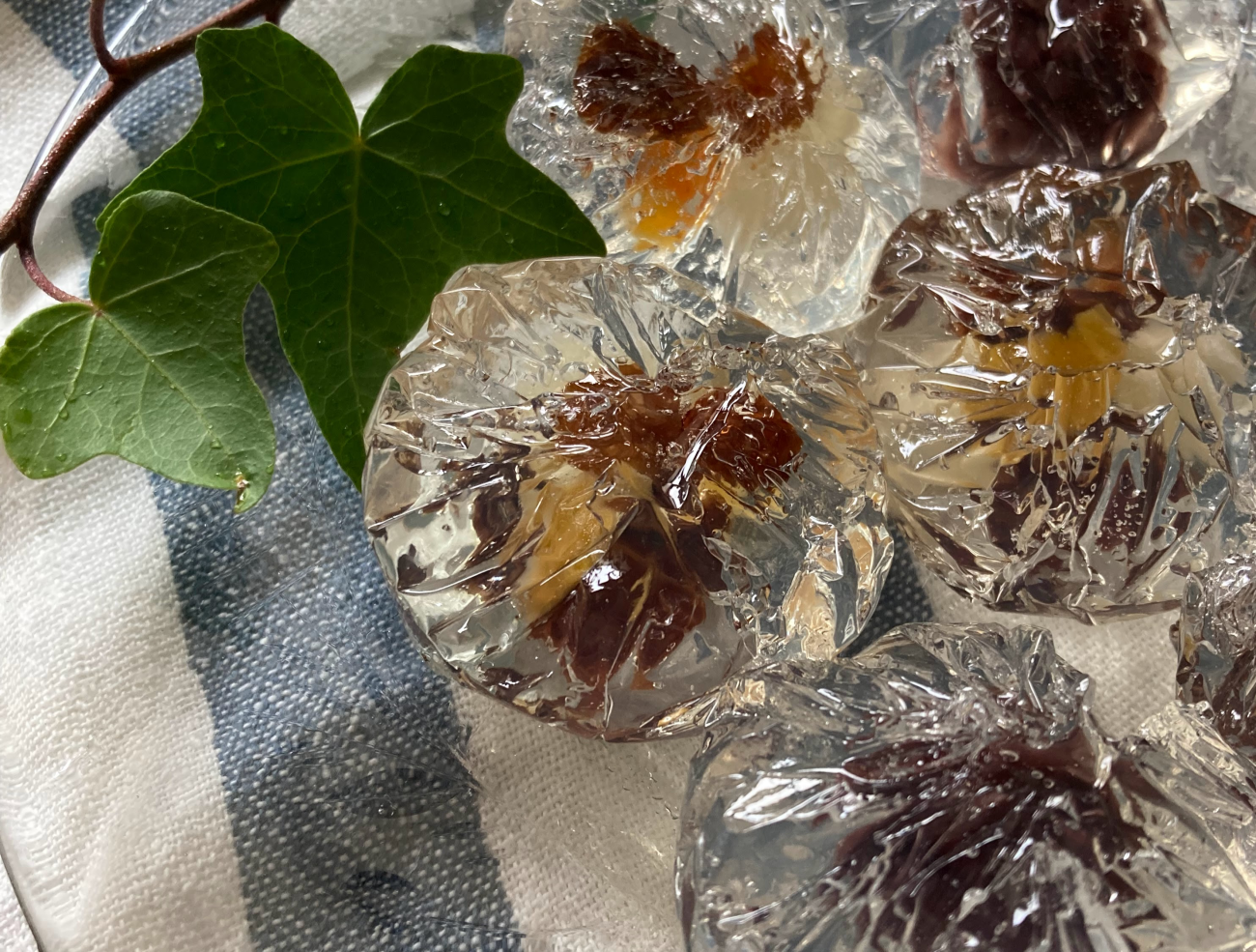 夏の和菓子　巾着錦玉